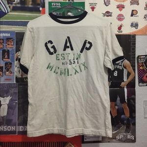 Vintage GAP Graphic Tee